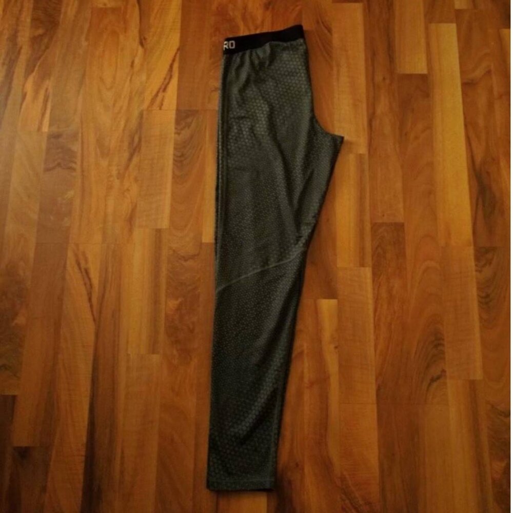 Nike Pro® Hyperwarm Athletic Compression Leggings Size XLarge